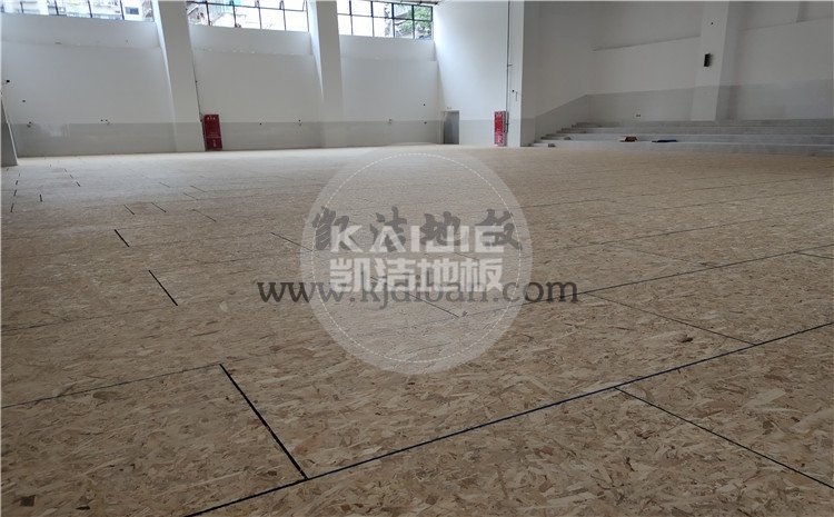四川綿陽(yáng)實(shí)驗(yàn)中學(xué)體育館木地板項(xiàng)目-凱潔體育木地板廠家