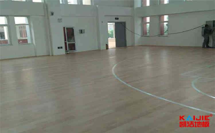 壁球館木地板怎么選擇材料——實木運(yùn)動地板